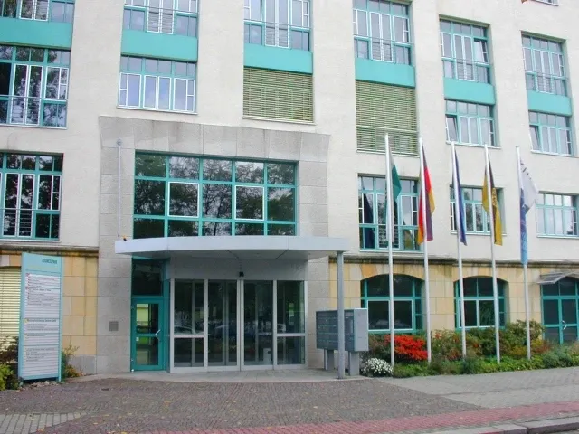 Foto 1 von Alphatrad-Dresden