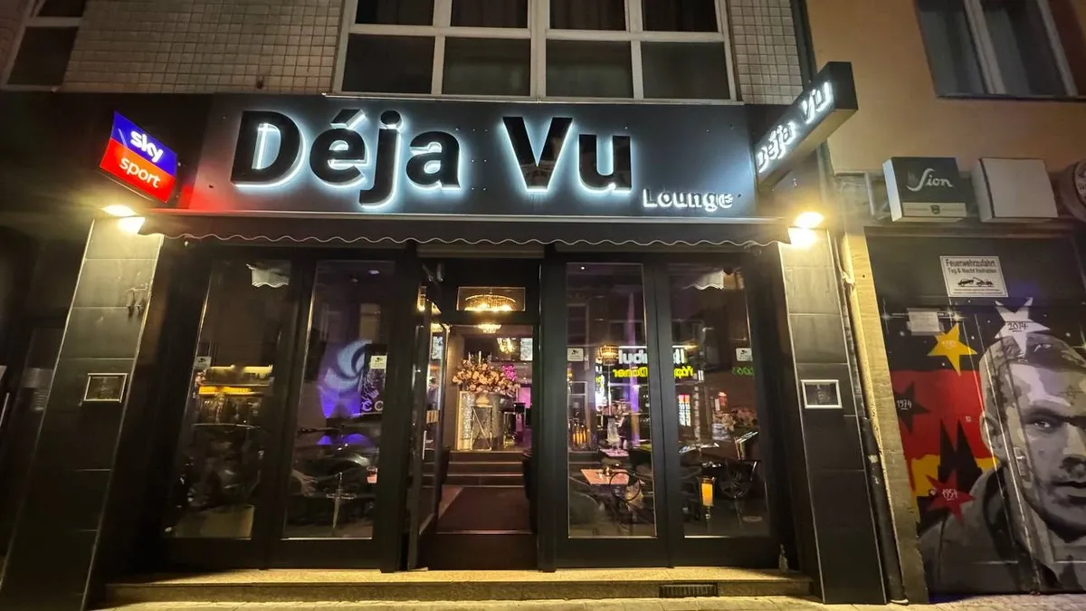 Foto 1 von DejaVu Lounge