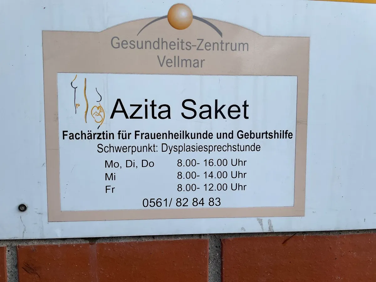 Photo 1 of Dr. Azita Saket