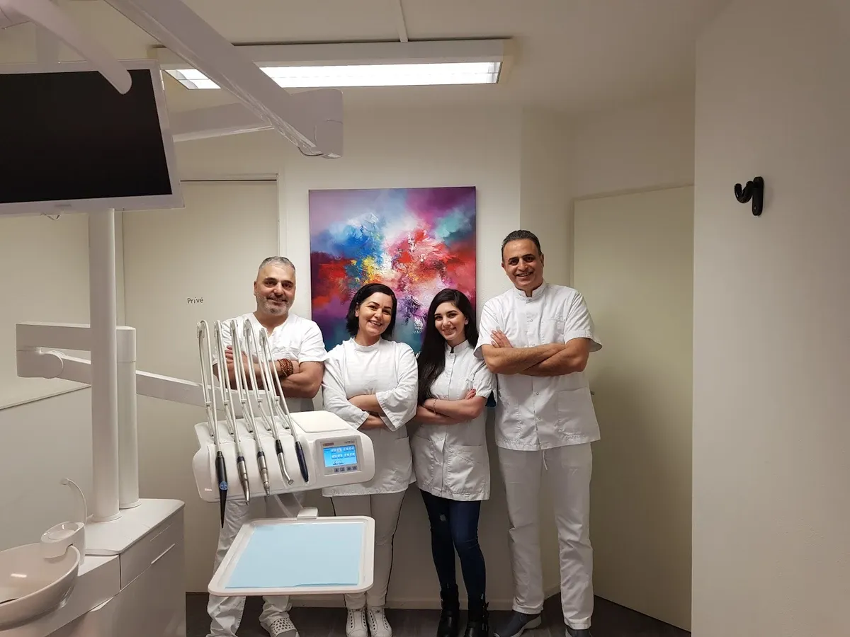 Photo 1 of Dr. Farhad Hossein Zadeh