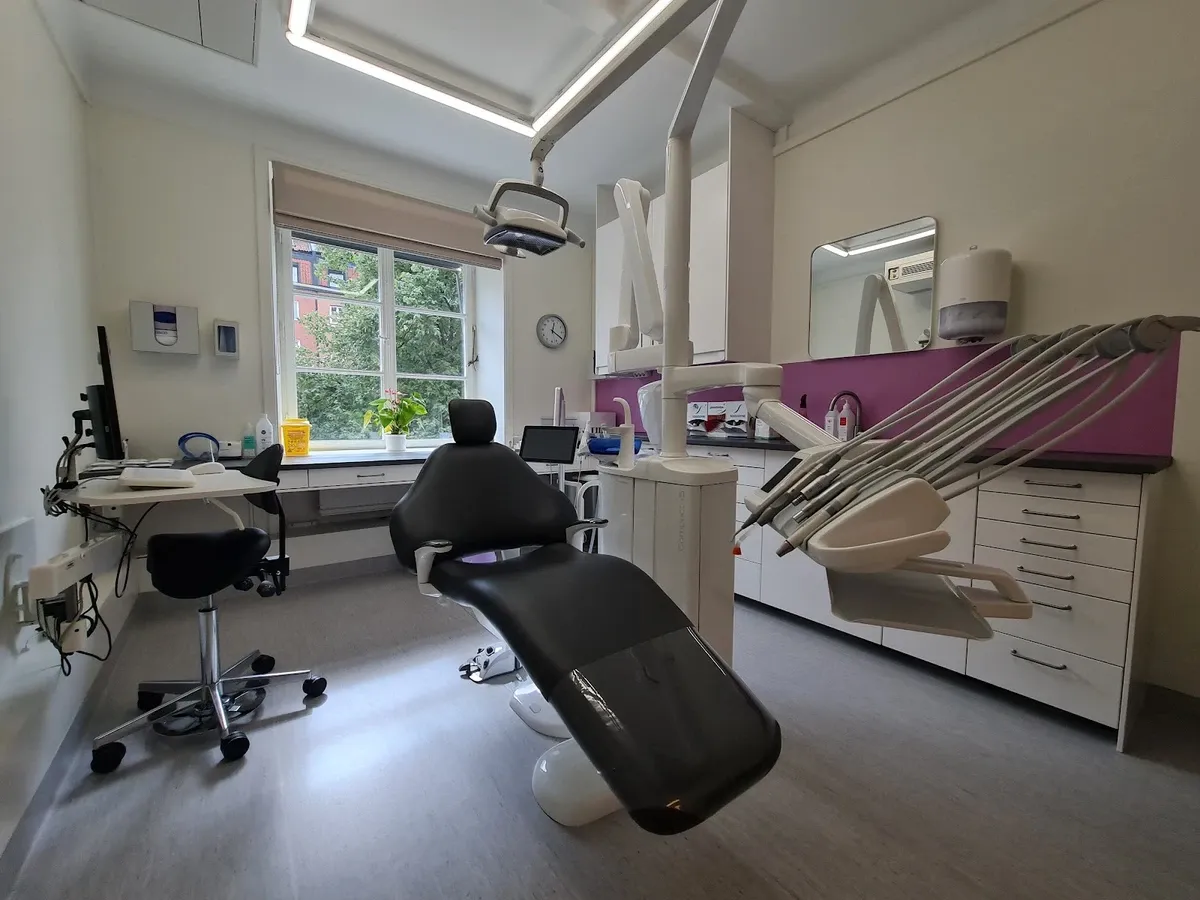 Foto 1 von Dr. Narges