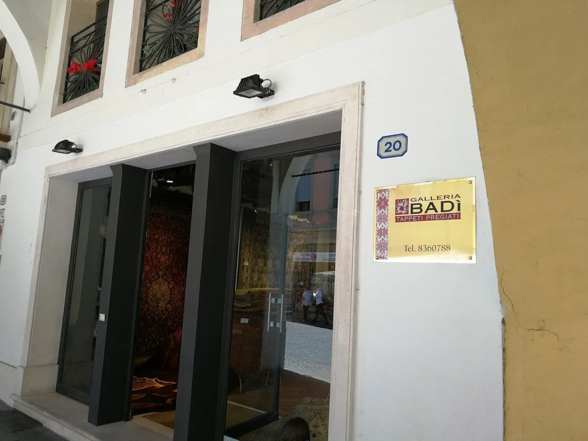 Foto 1 von Galleria Badì
