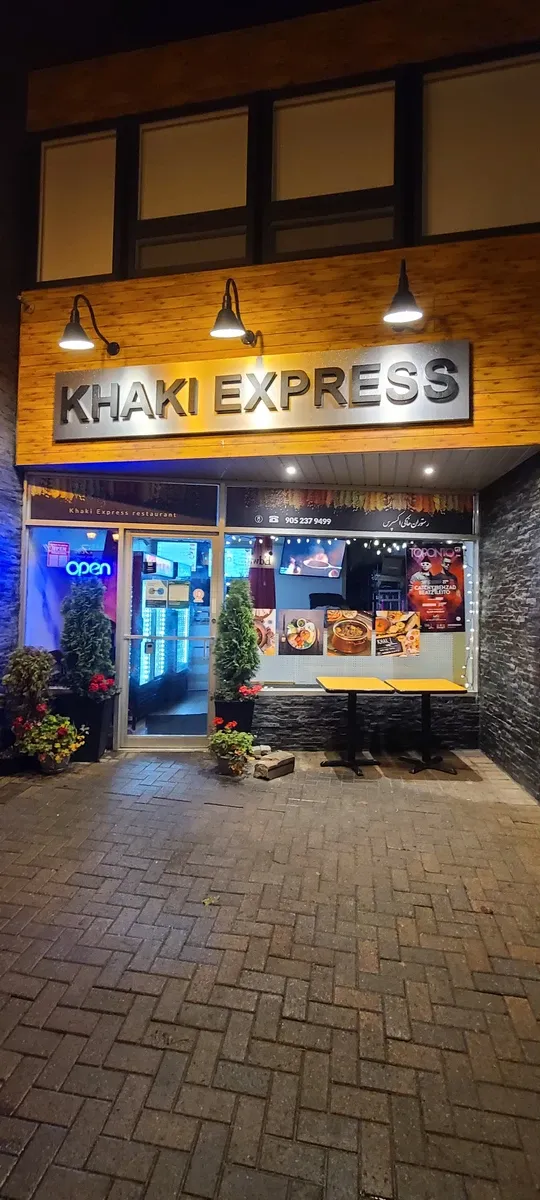 Foto 1 von Khaki express