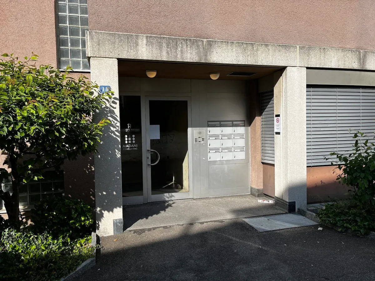 Foto 1 von Madani Consulting
