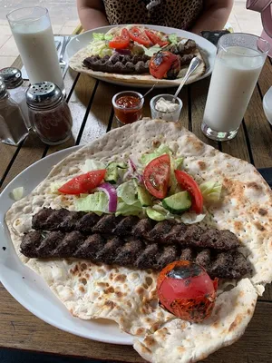 عکس ۳ از Faanoos Restaurant