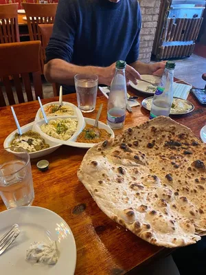 Foto 4 von Alounak Restaurant