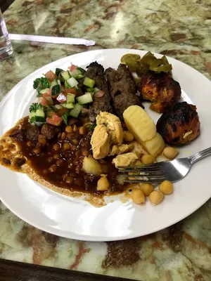 Foto 2 von Kabob House
