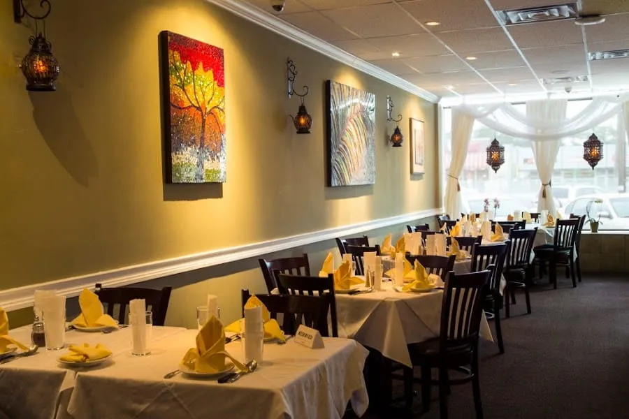 Foto 1 von Sufiya's Grill - East Meadow