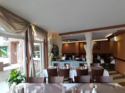 Foto 7 von Padideh Restaurant
