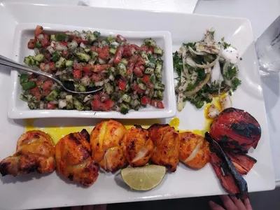 Foto 6 von Maneli Restaurant - Persian & Mediterranean Food