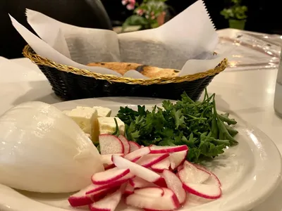 Foto 2 von Caspian Kabab Fine Persian Cuisine