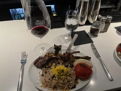 Foto 4 von Shiraz Kitchen & Wine Bar