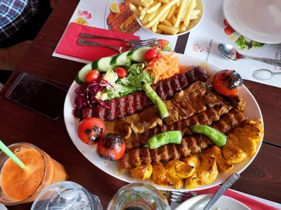 Foto 3 von Manoush Express