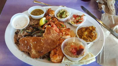 Foto 2 von Shiraz Mediterranean Grill