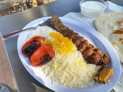 عکس ۴ از Hen House Grill