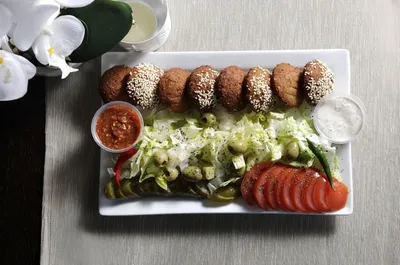 Foto 2 von Taaj Kabob & Grill