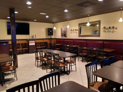 Foto 4 von Peris Restaurant