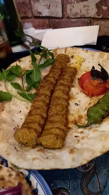 Foto 7 von LOGHMEH